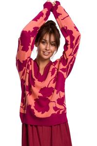 Floral V-neck Sweater - Model 4