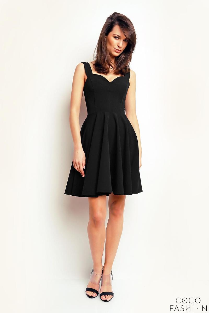 heart neckline