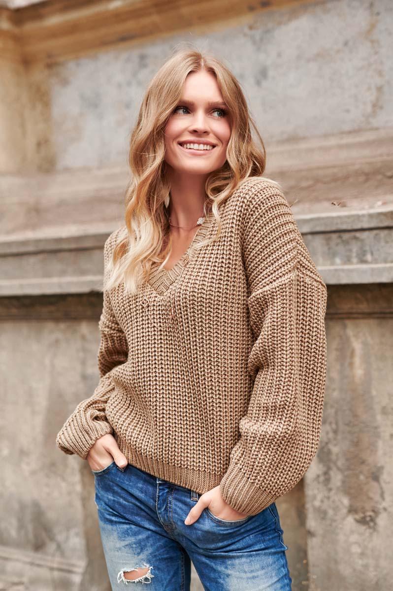 Classic Oversize Nut Sweater with V-neck