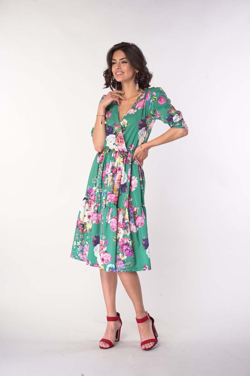 Dress with a frill with an envelope neckline - Green