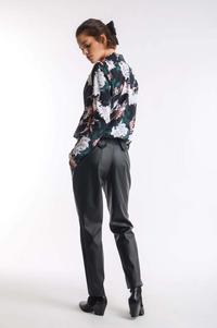 Floral Elegant Envelope Blouse with Collar