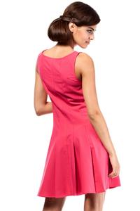Pink Sleeveless Pleated Round Neckline Dress