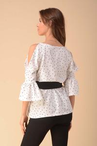 Blouse with a slit on the sleeves - polka dots