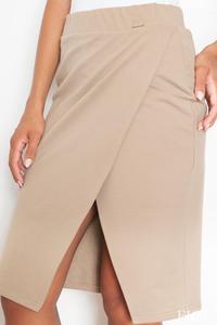 Beige Kneelenght Skirt with Asymmetrical Slit