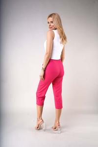 Elegant knee-length trousers with a straight leg - Dark Pink